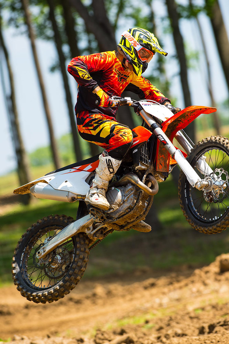 2016-KTM-450SX-F-4