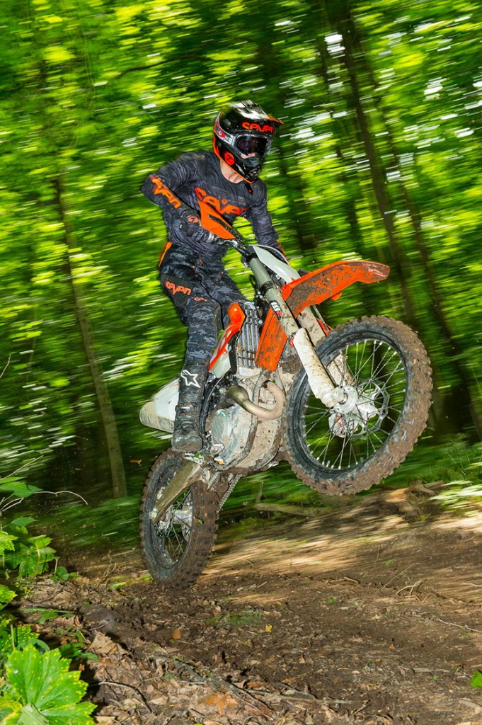 2016 KTM 450XC-F Test Riding Impression - Dirt Bike Test