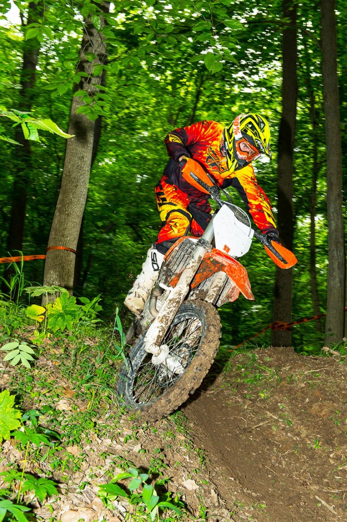 2016-KTM-Intro1