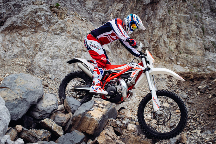 Xtrainer-action2-LR