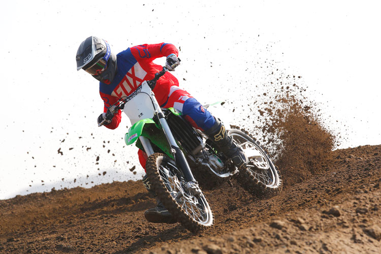 16-KX450F-intro-3