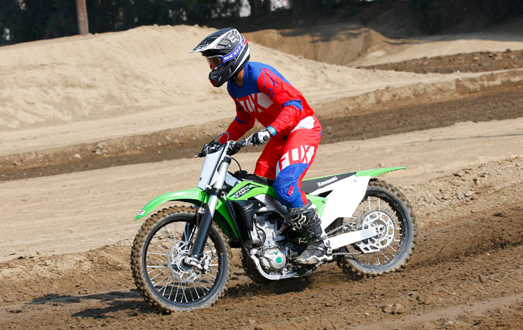 16-KX450F-intro-5