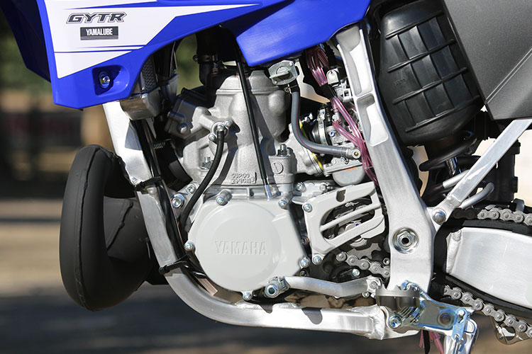 2016-Yamaha-YZ250X-1