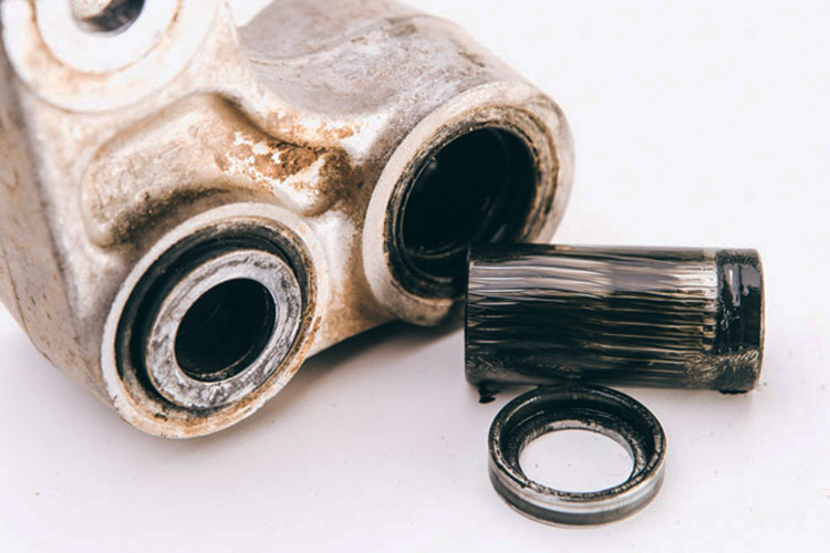 15-wr250f-teardown-16
