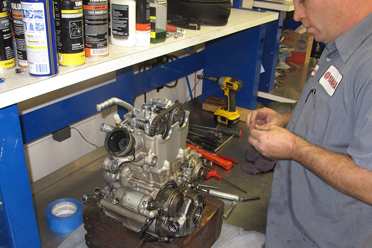 15-wr250f-teardown-40