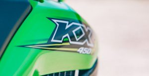 2017-kawasakikx450f-fi-51