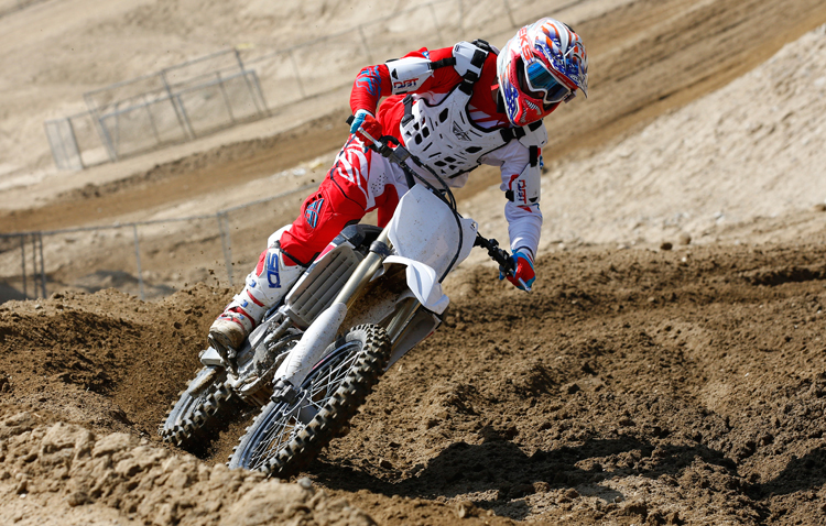 2017-YZ450F-FIRSTRIDE-8