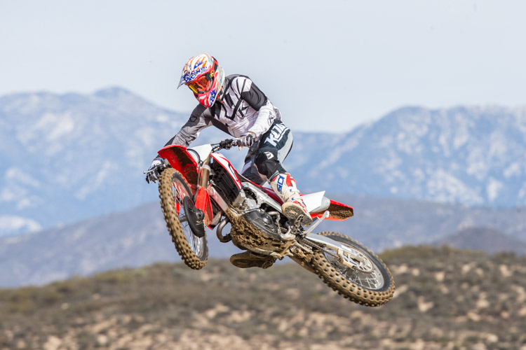 17-crf450rx-ban-15