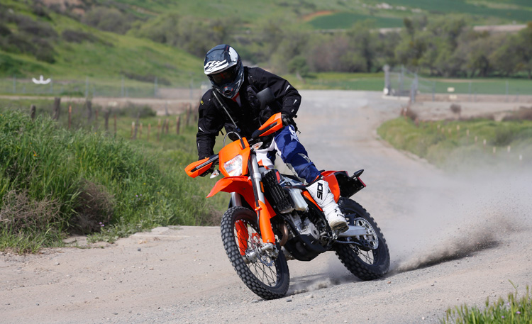 2017-ktm250EXC-ride-sh-11