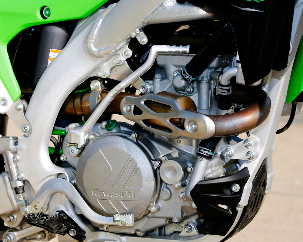 2016 Kawasaki KX450F - Dirt Bike Test