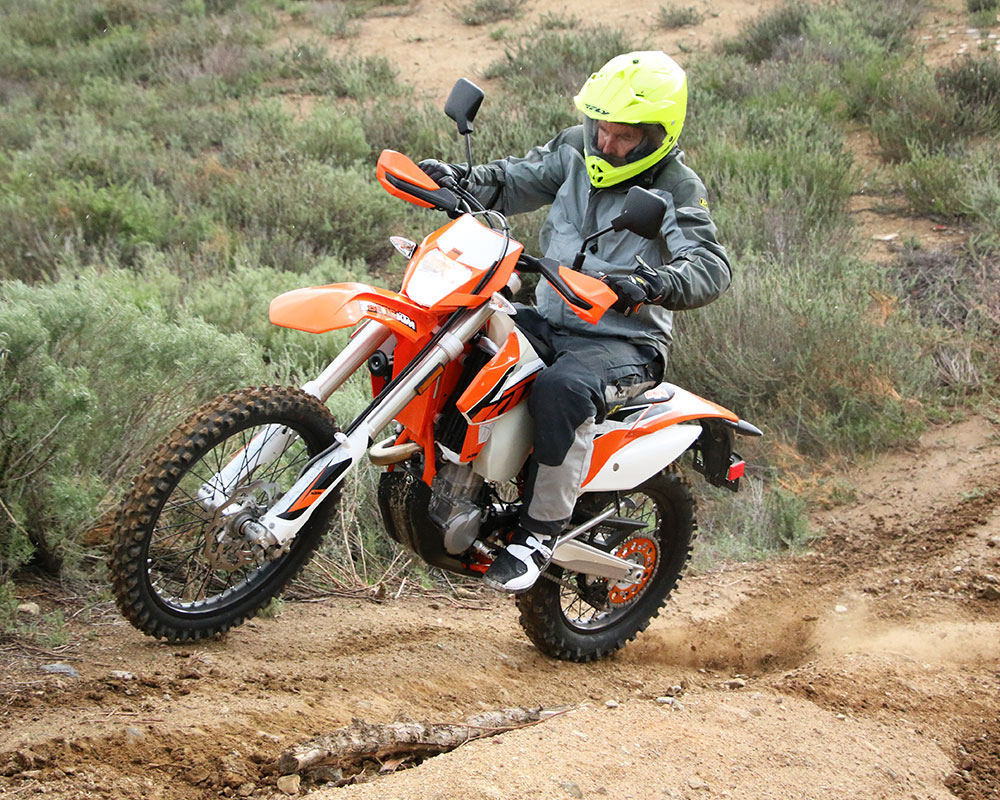 2016 KTM 500EXC - Dirt Bike Test