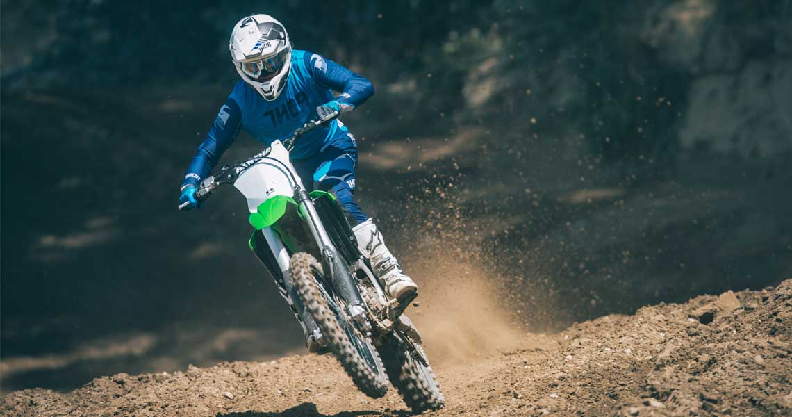 2017 Kawasaki KX450F Full Test: - Dirt Bike Test