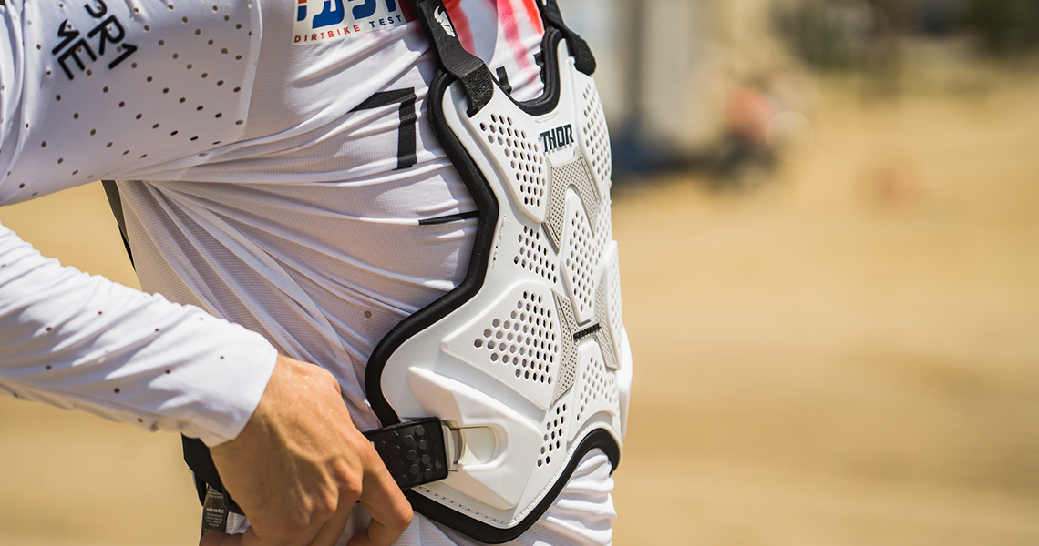 Thor Sentinel LTD Roost Guard - Dirt Bike Test